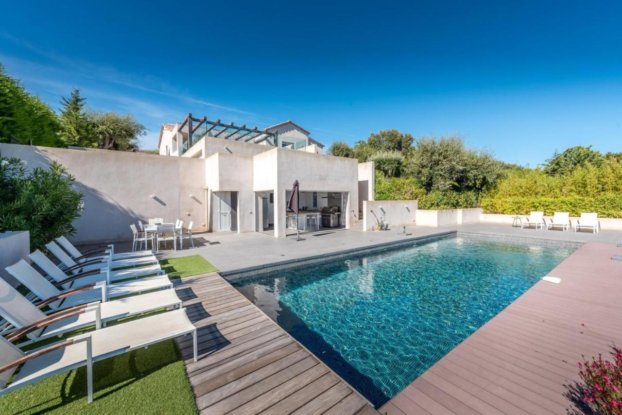 Vue Panoramique Sur La Baie De St Tropez Vila Les Issambres Exterior foto