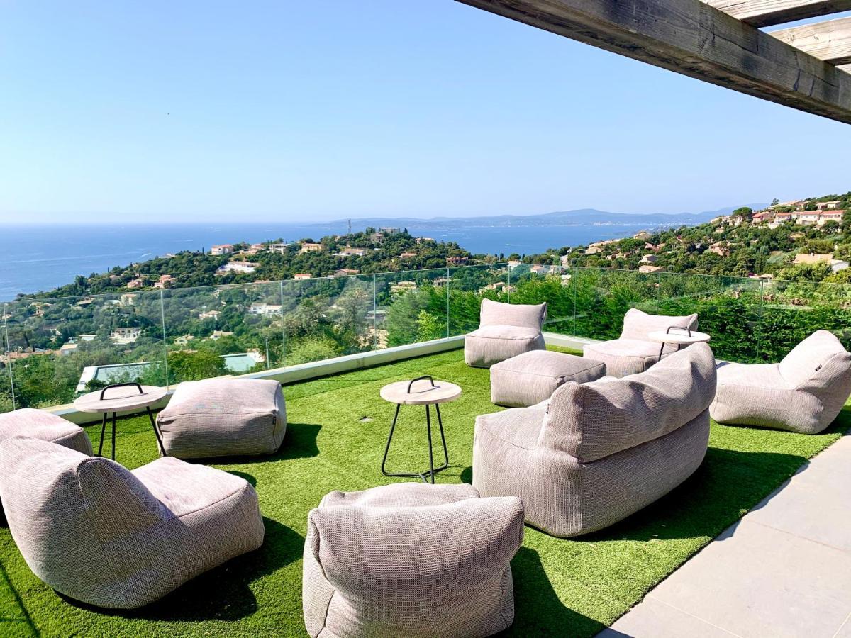 Vue Panoramique Sur La Baie De St Tropez Vila Les Issambres Exterior foto